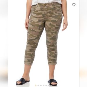 Camo pants